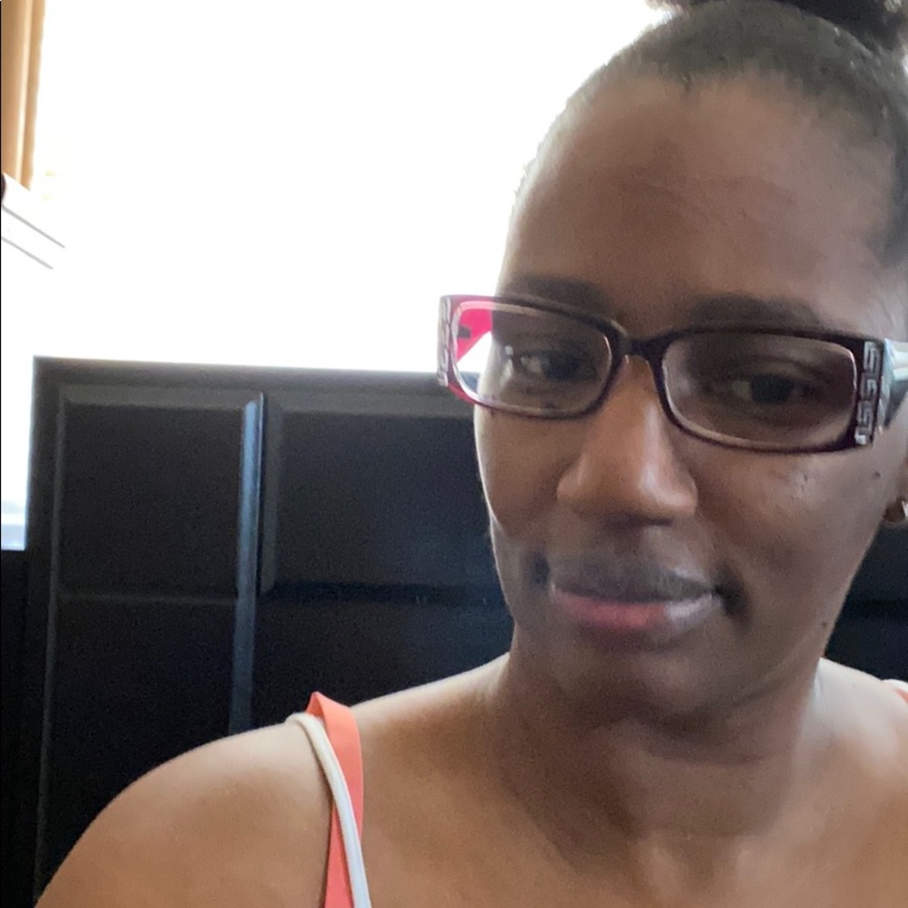 Meet your Posher, Stacia